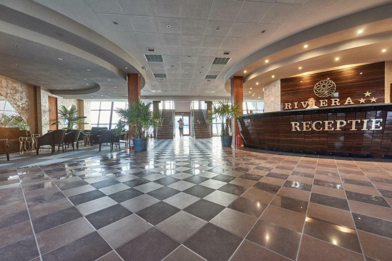 Riviera By Queens Hotel And Resort Gura Văii Dış mekan fotoğraf
